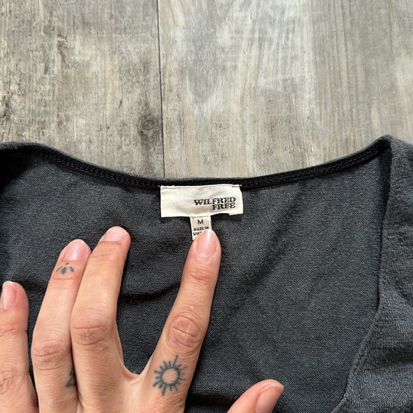 WILFRED FREE LONGSLEEVED VNECK DRESS - Picture 5 of 8